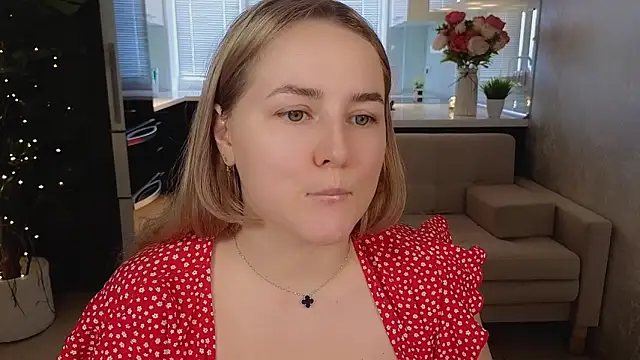 Mira_Mermayd's Live XXX Chat