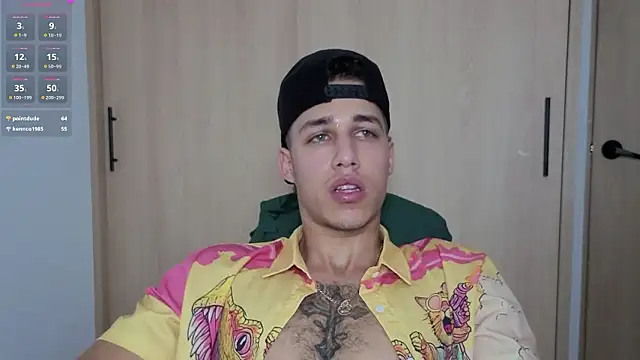 orionblaze69_ Adlı Modelin Canlı XXX Sohbeti