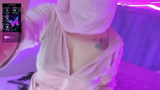 Nayla-Mouna's Webcam Show