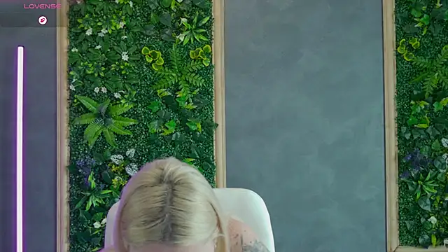 Issa_Jo – Naživo XXX chat