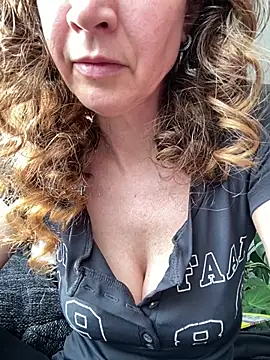 AnnikaRose Chat XXX in diretta