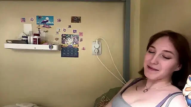 AquilineOrites Adlı Modelin Canlı XXX Sohbeti