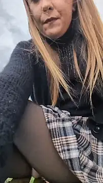 Živý XXX chat Risky_julia2330