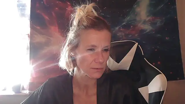 yola181 라이브 XXX 채팅