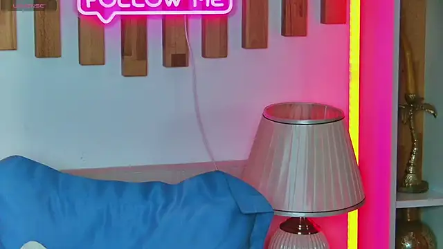 XXX chat uživo modela CeylanXO