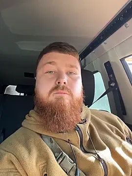 Artur6663のライブXXXチャット