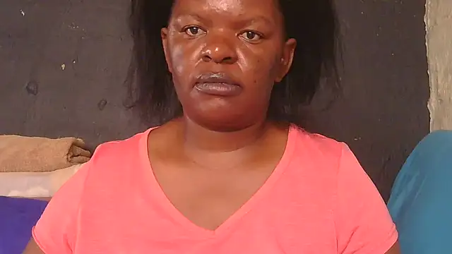 ebony_rose11のライブXXXチャット