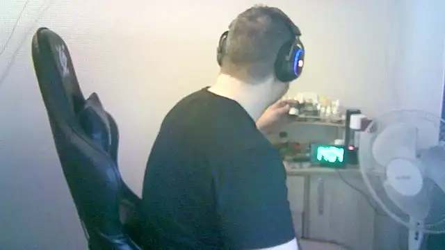 SirAbuser 라이브 XXX 채팅