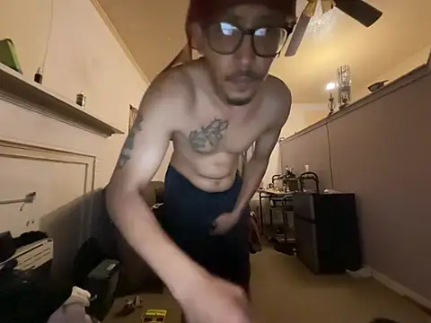 ThrowedWorldWide's Webcam Show