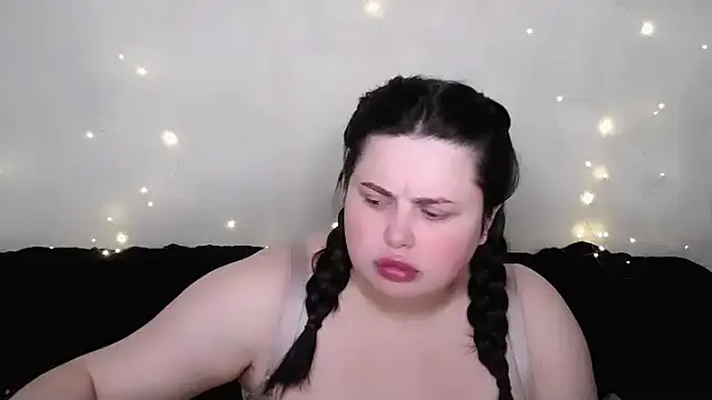 Chat +18 de Emily_Mo ao vivo