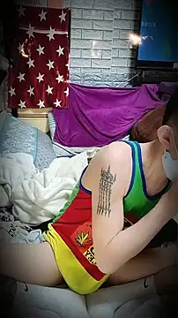 Christopher1024 即時 XXX 聊天