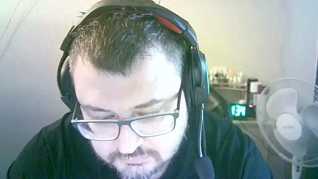 SirAbuser live XXX chat