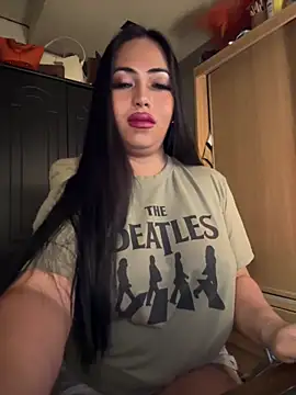 BigDominaMia Webcam-Show