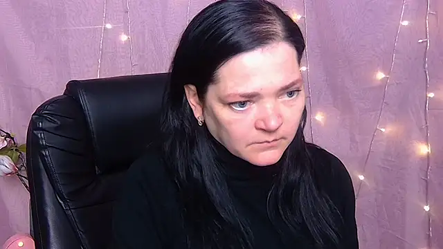 Вебкам-шоу LauraFinn