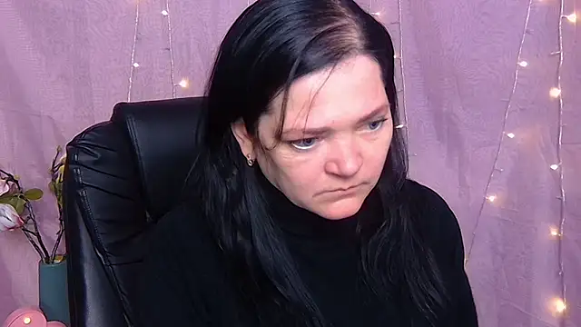 Chatroom XXX en direct de LauraFinn