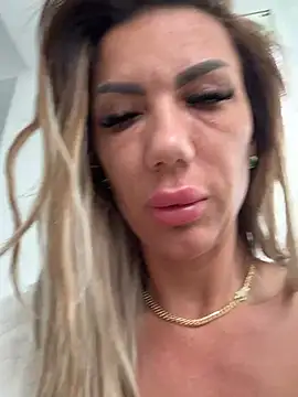 LoreennAny Webcam show