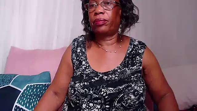 Freakyassnwildx Webcam show