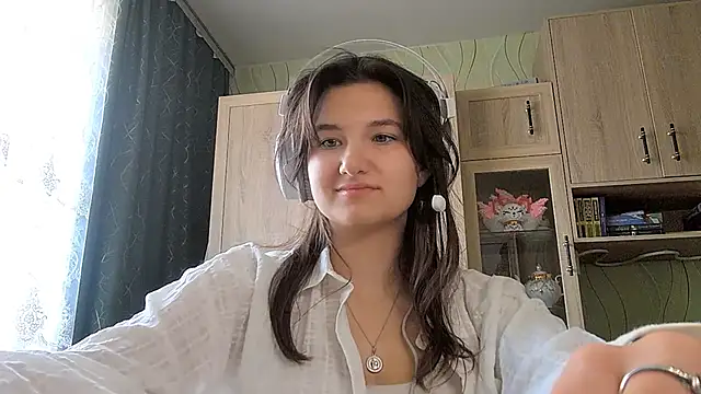 MiryDeni's Live XXX Chat