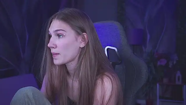 Sweet_Emilya: онлайн-секс-чат