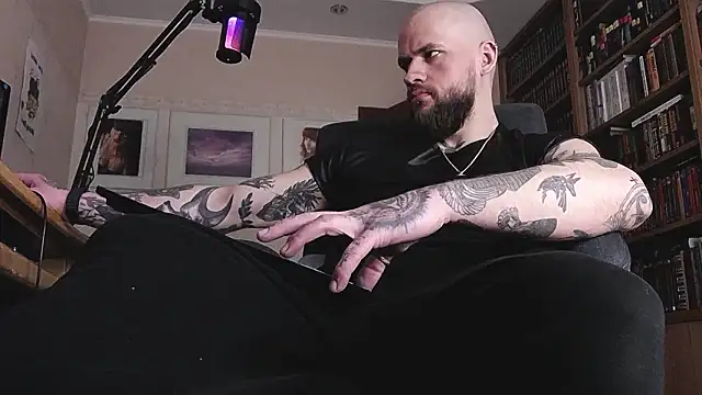 FindomJason live XXX chat