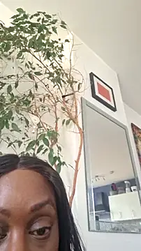 Ebony-SultryX Adlı Modelin Canlı XXX Sohbeti