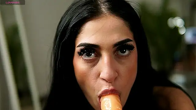 Chatroom XXX en direct de KassidyVibe