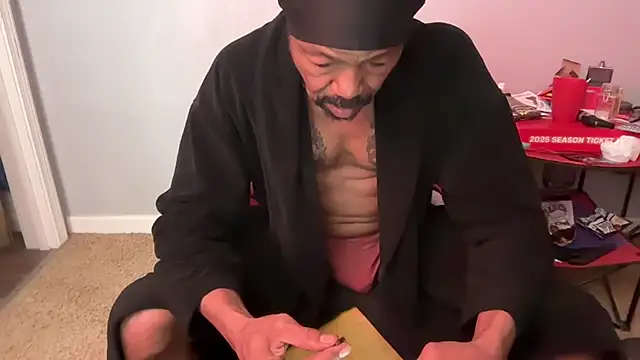 KcChiefBBC69 Live XXX-chat