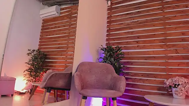 _MeganRain Live XXX-chat