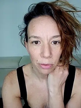 Show modela Nlixxx na web-kameri