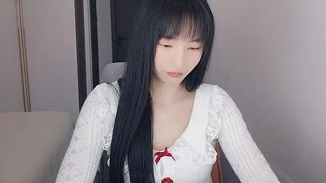 Lisa-3333's Live XXX Chat