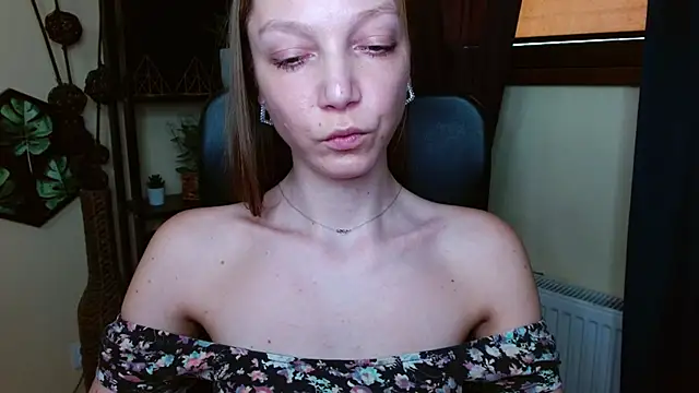 EmillyPlay Live XXX-chat