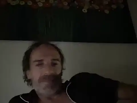 Argentino1977: διαδικτυακό σόου στην κάμερα