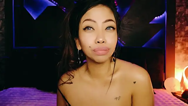 Sembang XXX Secara Langsung ElyaQuinn