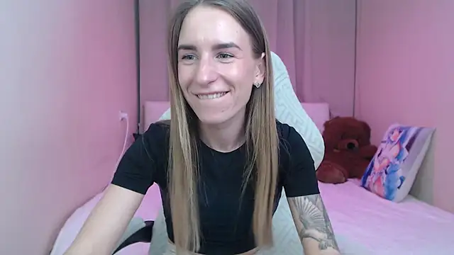 DeboraHornyのライブXXXチャット