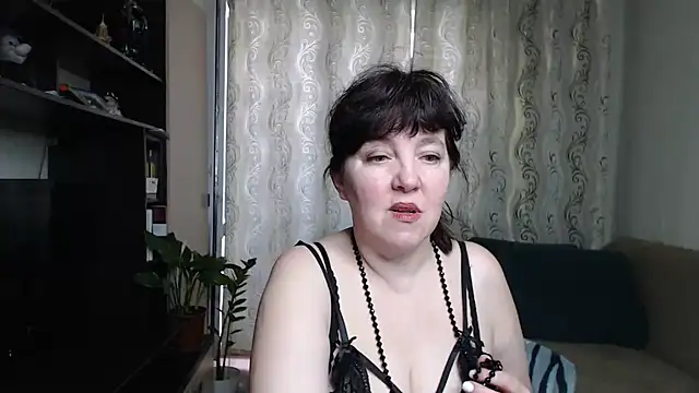 Illusionq Chat XXX in diretta