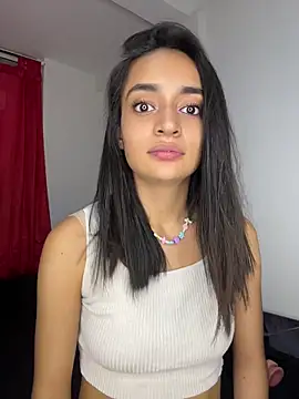 leilani_X Adlı Modelin Canlı XXX Sohbeti