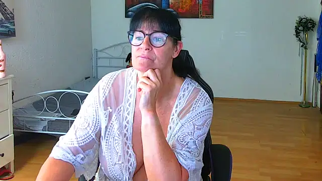 XXX chat uživo modela Sylly