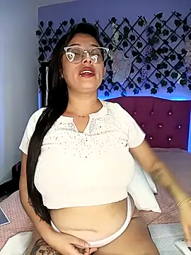 Chat +18 de Sophie-Hot- ao vivo