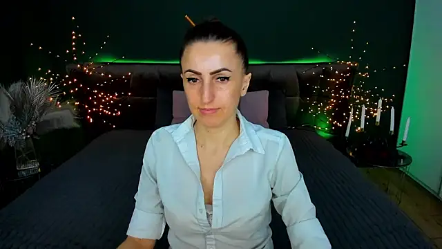 Rebecca_Diamond: διαδικτυακό σόου στην κάμερα