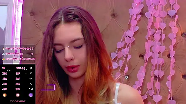 CoraVex's Live XXX Chat