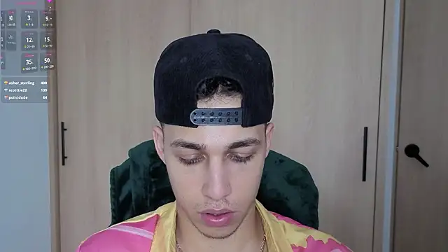 Chat XXX en directo de orionblaze69_