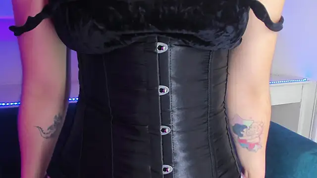 Chat +18 de morgana_white ao vivo