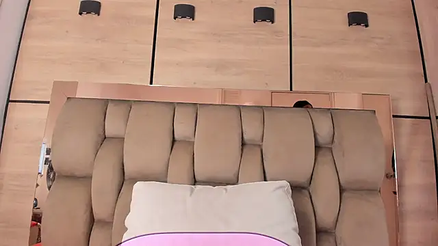 Chat XXX en directo de karol_lewiss