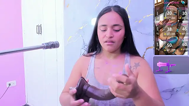 Chatroom XXX en direct de susan__bigass