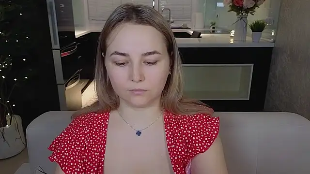 Mira_Mermayd's Live XXX Chat