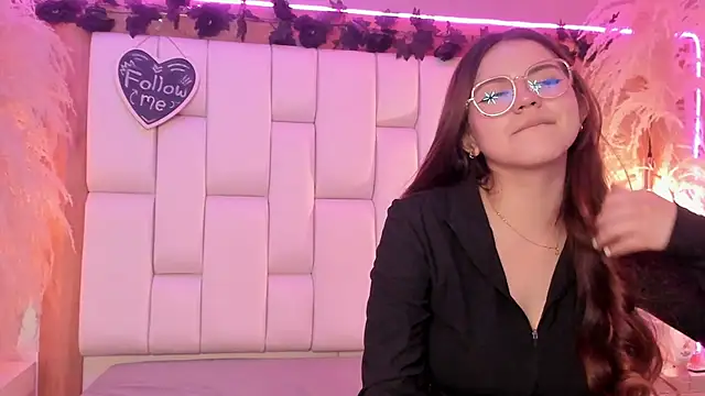 Daphne_And_Roger: διαδικτυακό σόου στην κάμερα