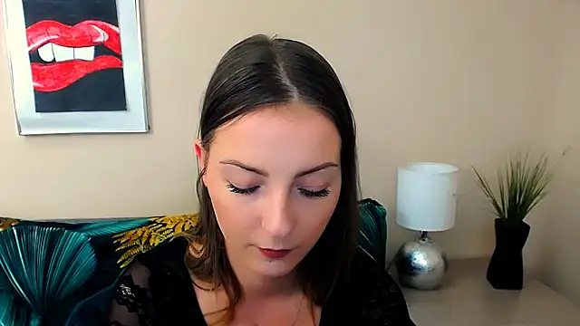 دردشة NatalieSexy الجنسية المباشرة