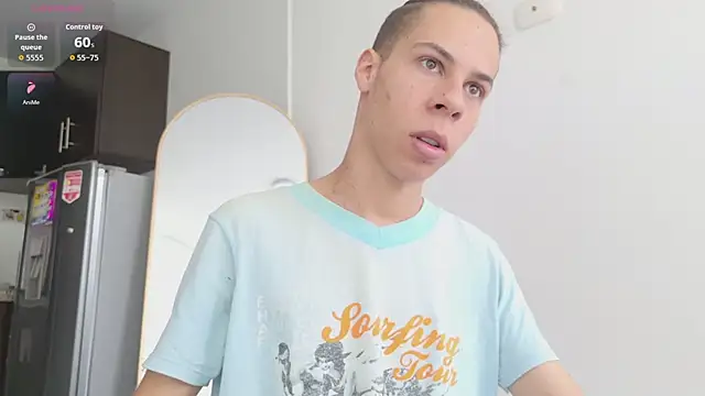 grey___27 Adlı Modelin Web Kamerası Şovu