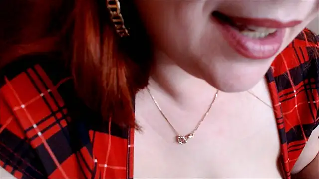 SimplyDivine – Live XXX-chat