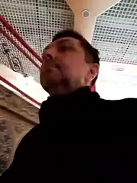 Chat XXX en directo de Pokaz2020